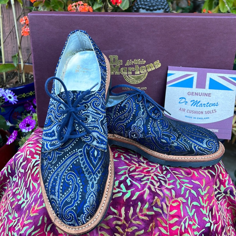 🏴󠁧󠁢󠁥󠁮󠁧󠁿 Dr. Martens England Blue SILK Metallic Paisley Floral Oxfords 4
